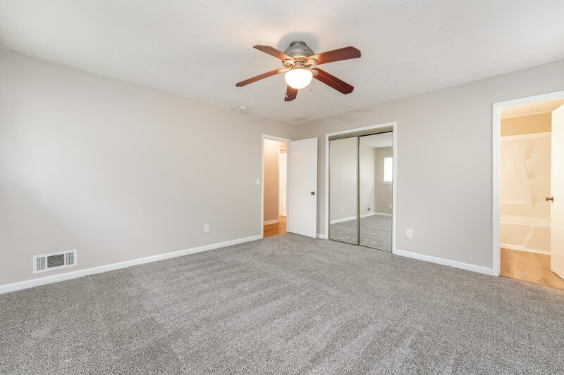 1,820/Mo, 4006 Tanglewood Road Snellville, GA 30039 Main Bedroom View 2