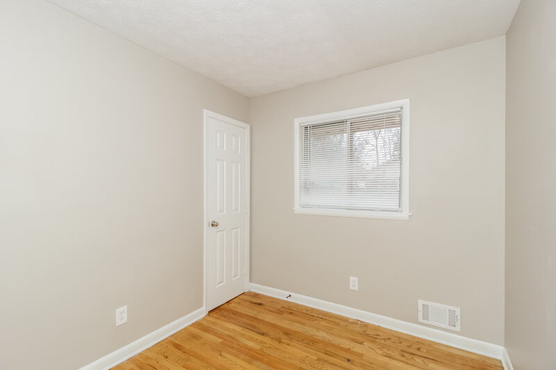 1,600/Mo, 554 Roxbury Drive Riverdale, GA 30274 Bedroom View 4