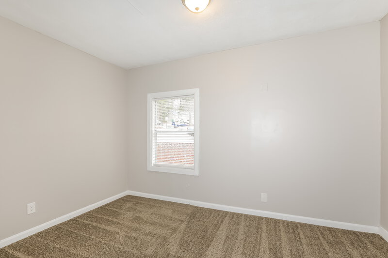 0/Mo, 878 Forest Path Stone Mountain, GA 30088 Bedroom View