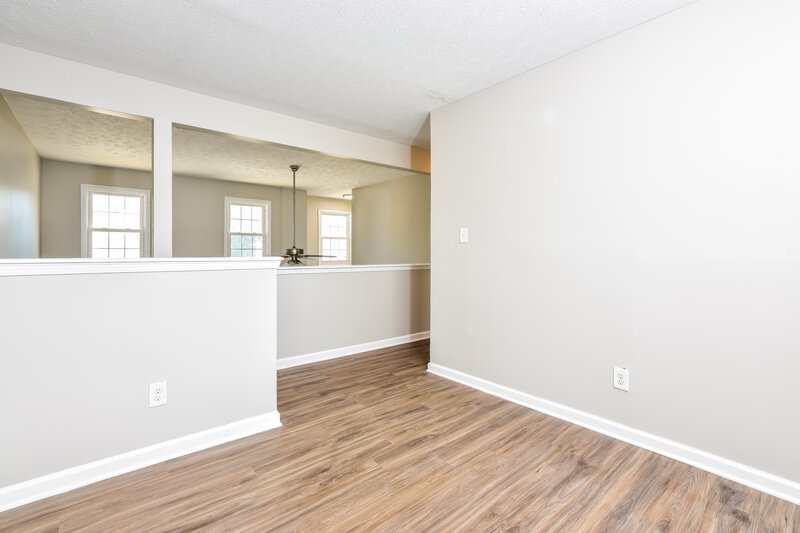 1,900/Mo, 3443 Oaktree Way Lithonia, GA 30038 Loft View