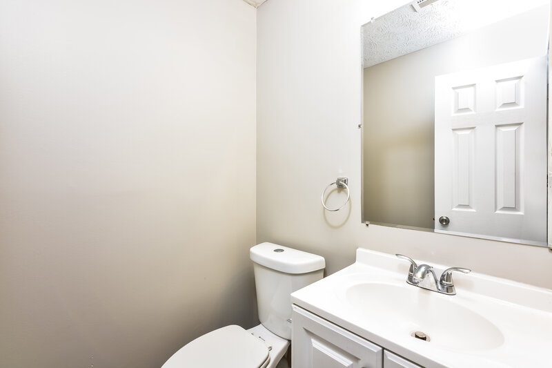 1,900/Mo, 3443 Oaktree Way Lithonia, GA 30038 Bathroom View