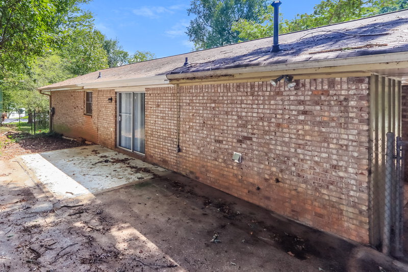 1,525/Mo, 6881 Vesta Brook Drive Morrow, GA 30260 Rear View