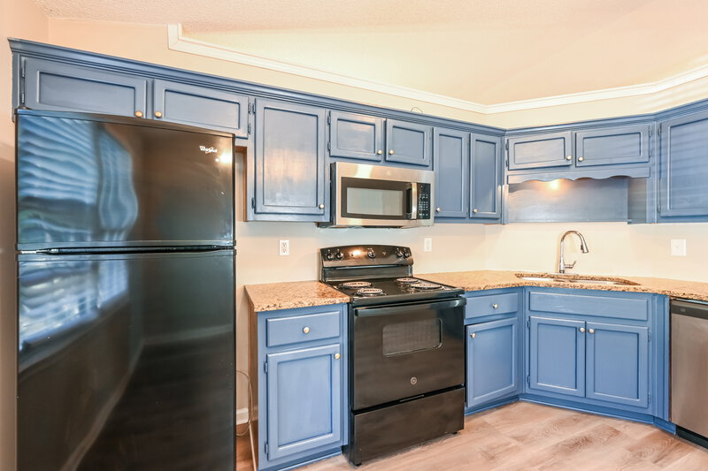 2,025/Mo, 2660 Windstream Way Lawrenceville, GA 30044 Kitchen View