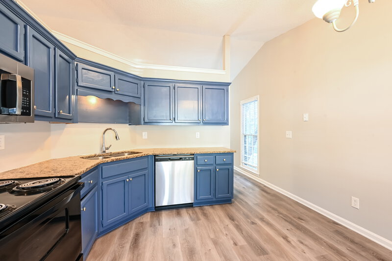 2,025/Mo, 2660 Windstream Way Lawrenceville, GA 30044 Kitchen View 2
