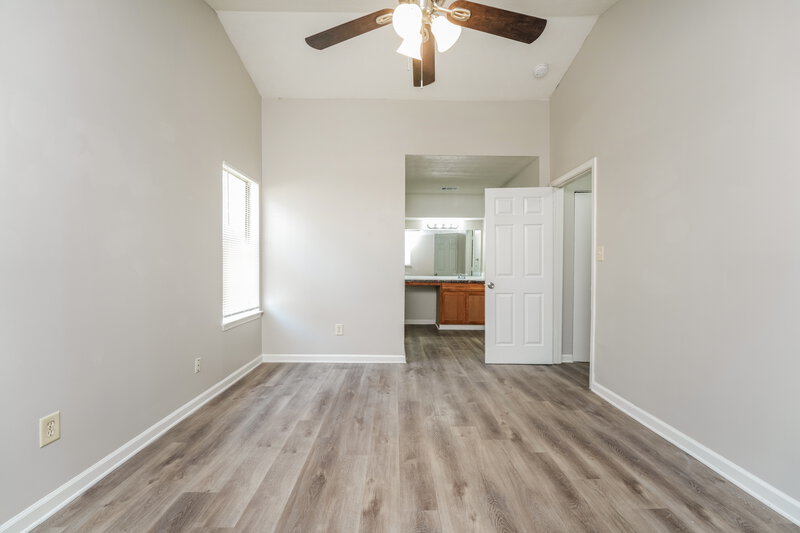 2,330/Mo, 6164 Saint Christophers Court Lithonia, GA 30058 Main Bedroom View