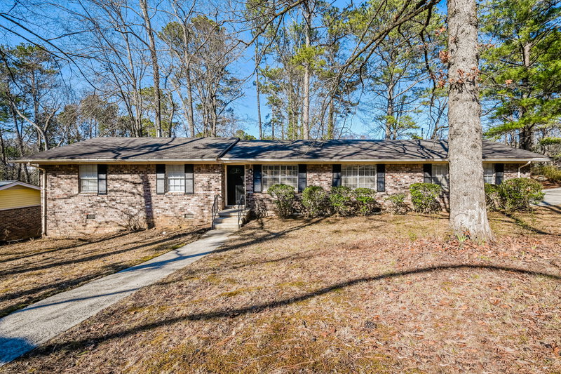 1,600/Mo, 2216 Seven Oaks Circle Conley, GA 30288 External View