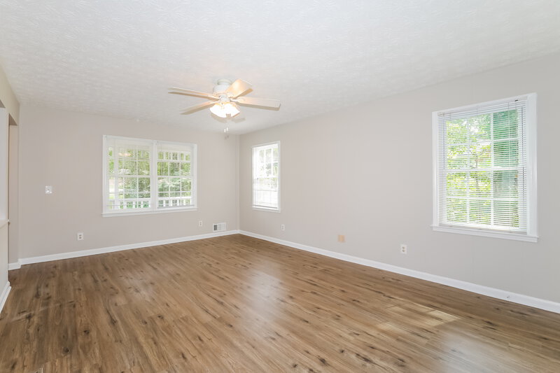 1,730/Mo, 2619 Majestic Circle Dacula, GA 30019 Living Room View