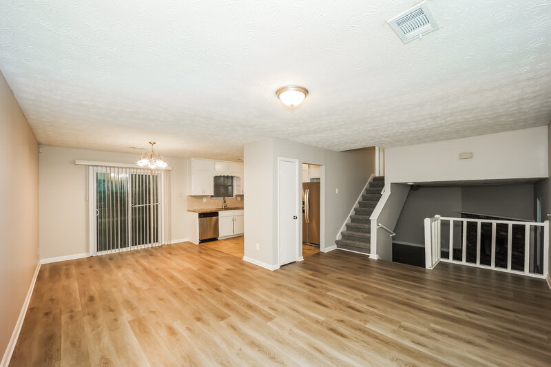 1,580/Mo, 3840 Chimney Mill Court Ellenwood, GA 30294 Living Room View