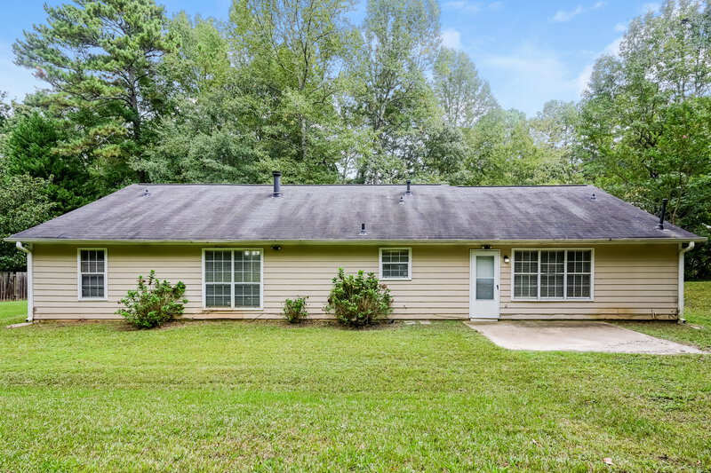 1,770/Mo, 1577 Red Briar Way Jonesboro, GA 30236 Rear View