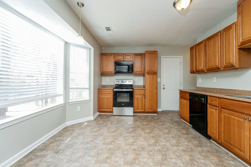 2,285/Mo, 3213 Kings Glen Drive Decatur, GA 30034 Kitchen View