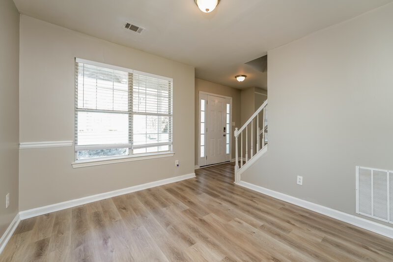2,285/Mo, 3213 Kings Glen Drive Decatur, GA 30034 Family Room View