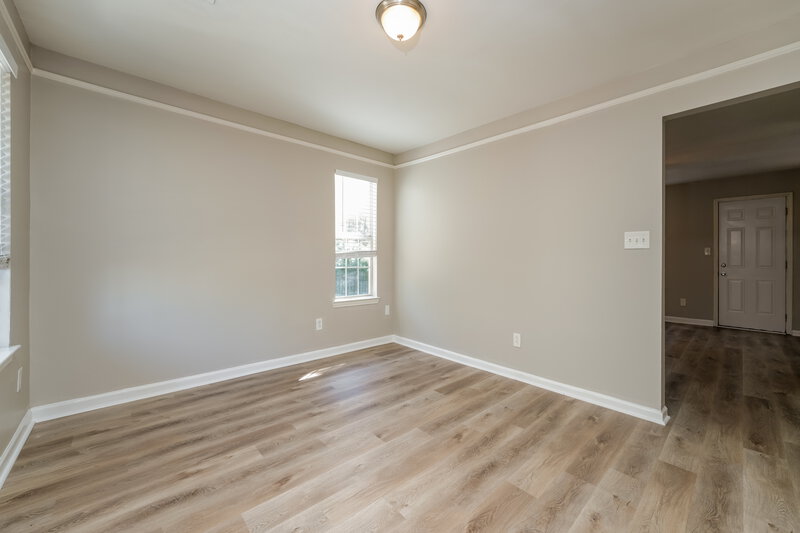 2,285/Mo, 3213 Kings Glen Drive Decatur, GA 30034 Family Room View 2