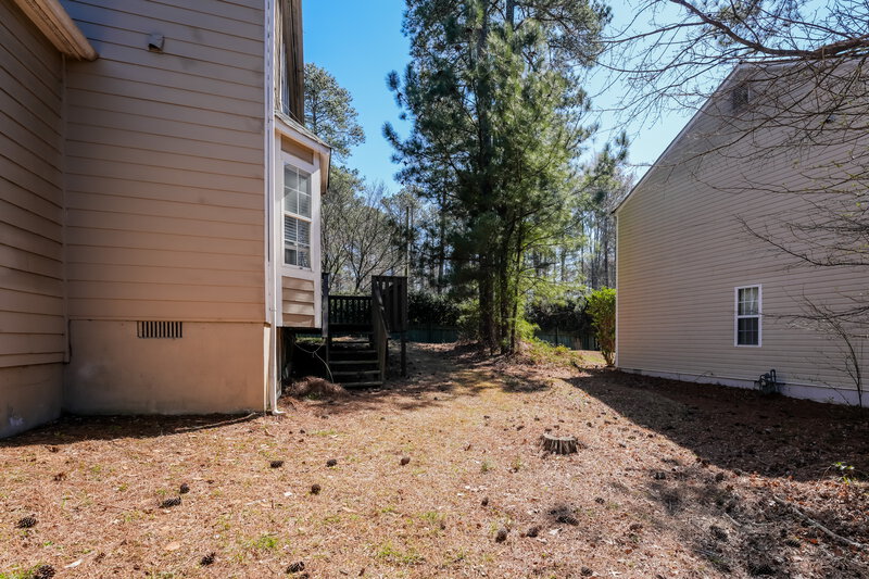 2,285/Mo, 3213 Kings Glen Drive Decatur, GA 30034 Backyard View