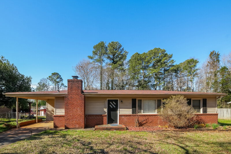 2,130/Mo, 5585 Greenwood Way Forest Park, GA 30297 External View