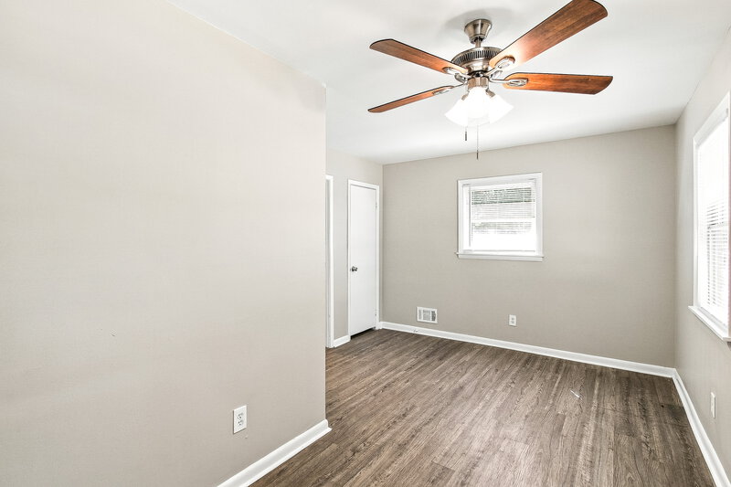 1,515/Mo, 5585 Greenwood Way Forest Park, GA 30297 Primary Bedroom View