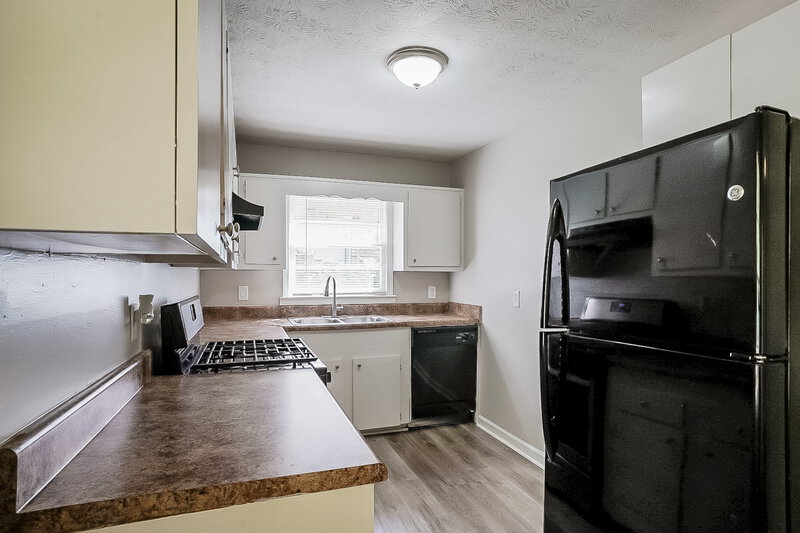 1,485/Mo, 3736 Paul Street Douglasville, GA 30135 Kitchen View