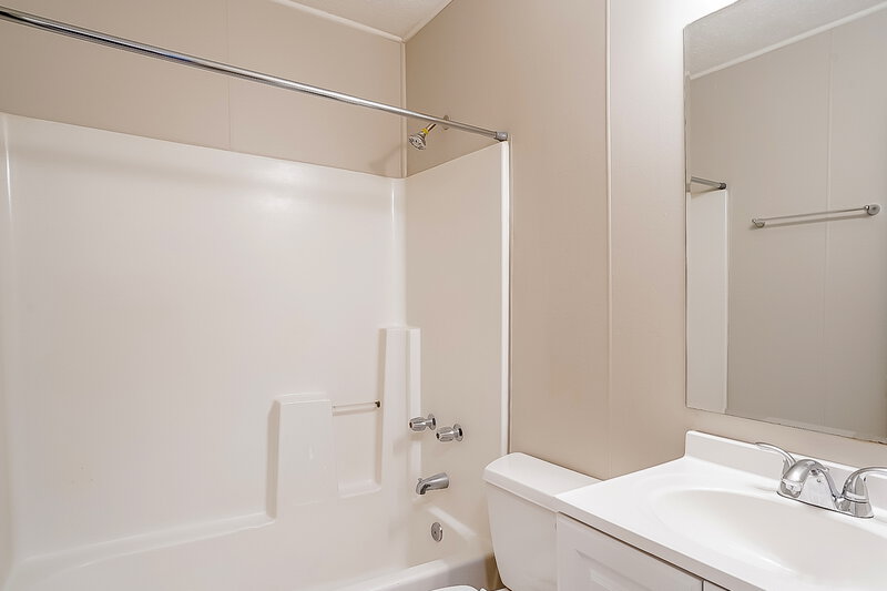 1,485/Mo, 3736 Paul Street Douglasville, GA 30135 Bathroom View