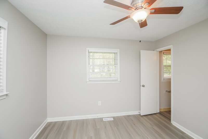 1,615/Mo, 250 Spanish Trails Way Dallas, GA 30157 Main Bedroom View 2