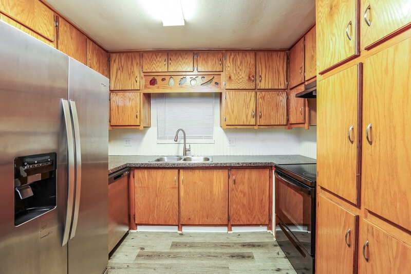 1,605/Mo, 3946 CREEL Drive Lithia Springs, GA 30122 Kitchen View