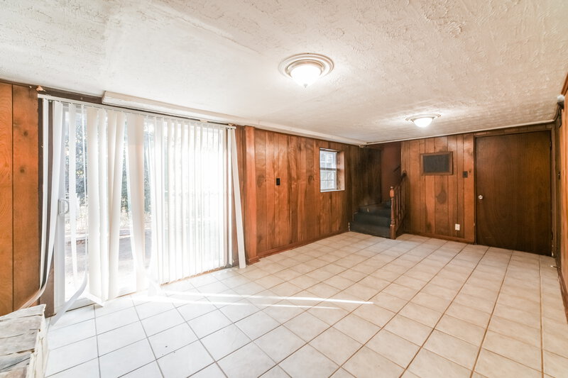 1,690/Mo, 3946 CREEL Drive Lithia Springs, GA 30122 Family Room View