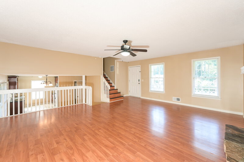 2,145/Mo, 5511 Shawnee Trail Norcross, GA 30071 Living Room View 2