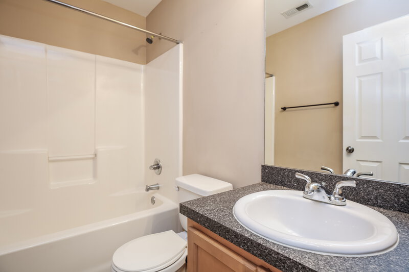 2,020/Mo, 6460 Old Still Trail Gainesville, GA 30506 Bathroom View