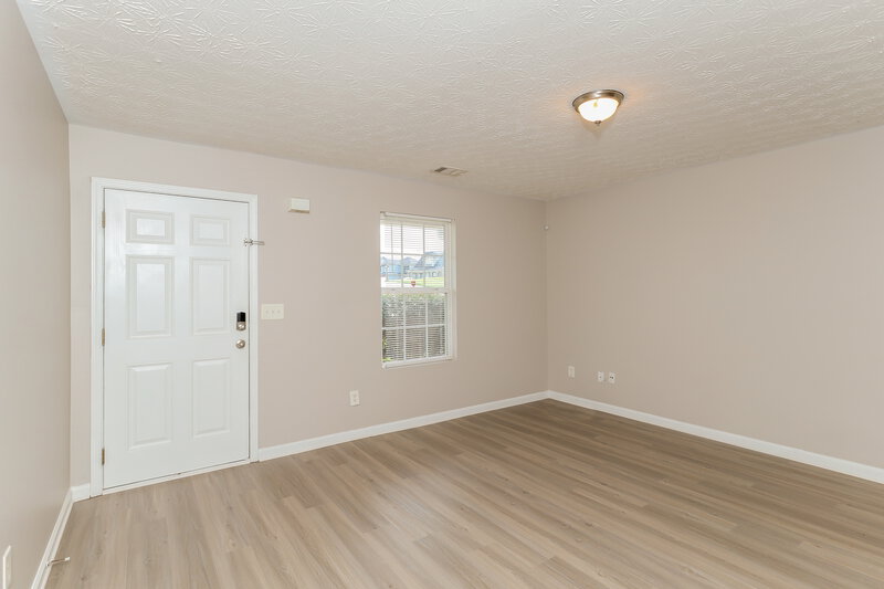 1,595/Mo, 609 Carlton Pointe Drive Palmetto, GA 30268 Living Room View