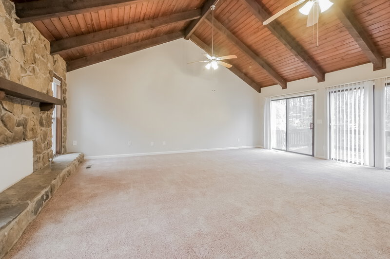 2,360/Mo, 220 N Fayette Court Fayetteville, GA 30214 Living Room View 3