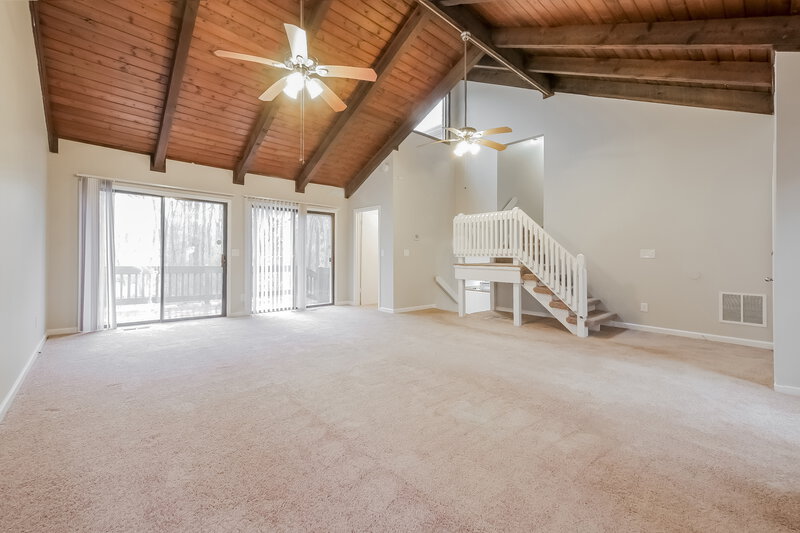 2,360/Mo, 220 N Fayette Court Fayetteville, GA 30214 Living Room View 6