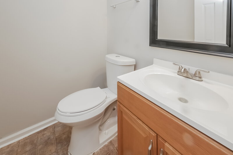 2,360/Mo, 220 N Fayette Court Fayetteville, GA 30214 Powder Room View