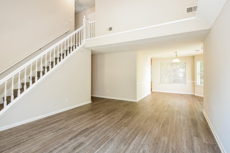 2,690/Mo, 4259 Waldrop Hills Terrace Decatur, GA 30034 Family Room View 2