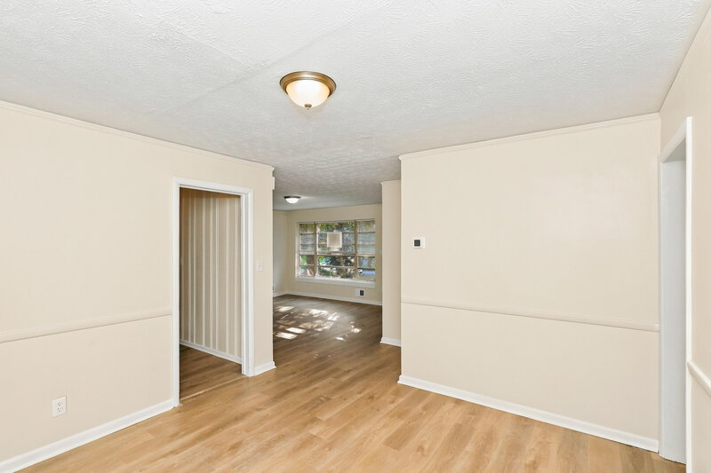 1,785/Mo, 2658 Riggs Drive East Point, GA 30344 Dining Room View
