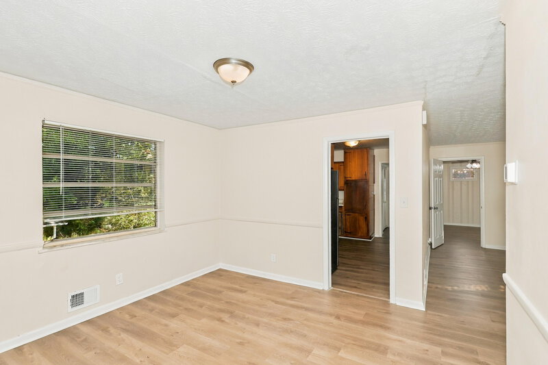 1,785/Mo, 2658 Riggs Drive East Point, GA 30344 Dining Room View 2