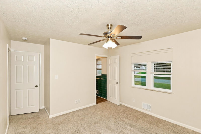 1,785/Mo, 2658 Riggs Drive East Point, GA 30344 Primary Bedroom View