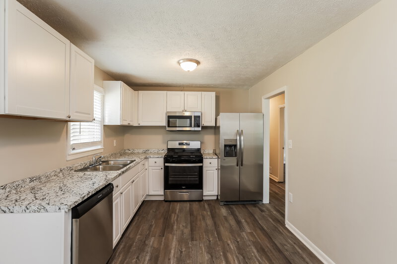 1,580/Mo, 6410 Jane Drive Mableton, GA 30126 Kitchen View 2