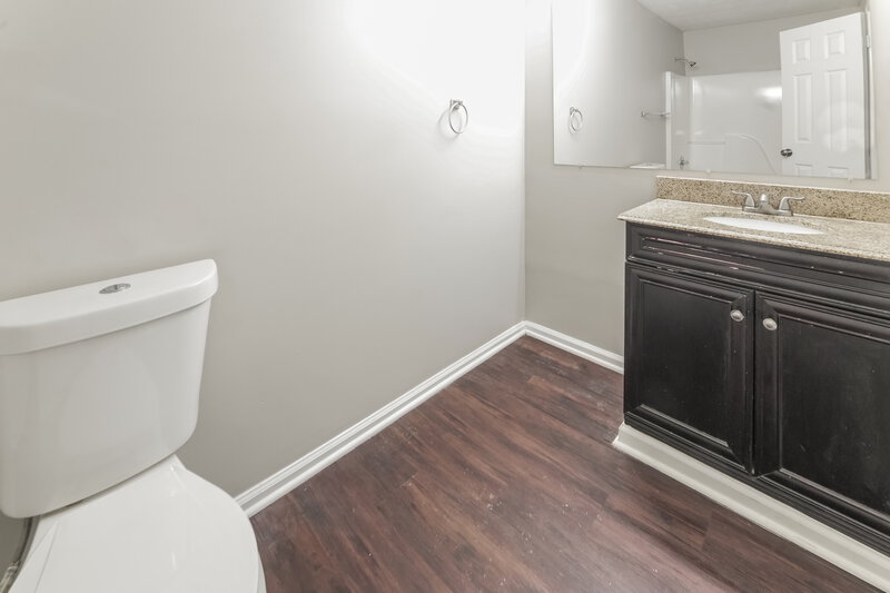 1,855/Mo, 286 Sweetwater Circle Powder Springs, GA 30127 Bathroom View