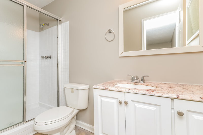 1,950/Mo, 3212 Goldenchain Drive Lithonia, GA 30038 Main Bathroom View