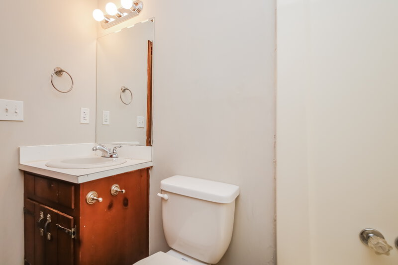 1,785/Mo, 2377 Buckley Court Austell, GA 30106 Bathroom View 2