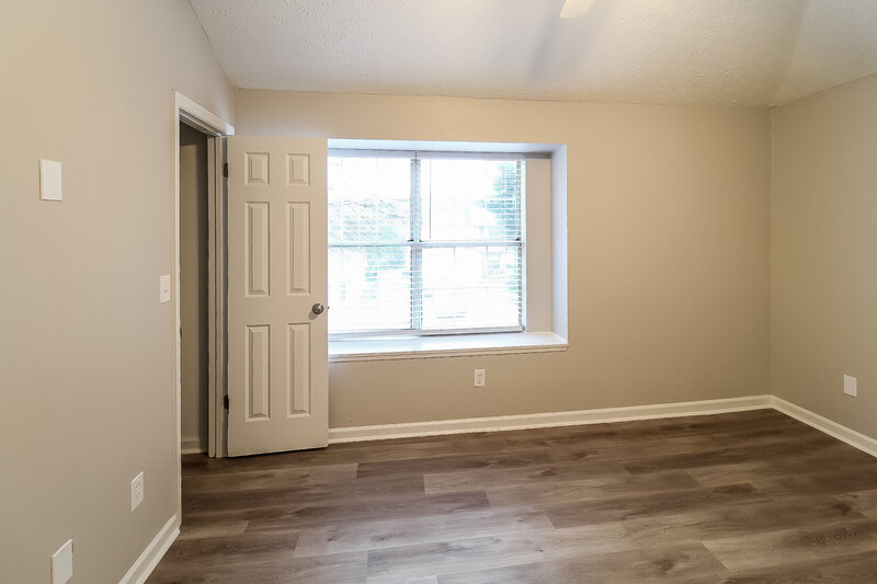1,760/Mo, 1970 Corners Cir Lithonia, GA 30058 Main Bedroom View
