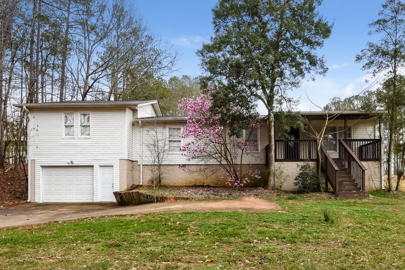 1,585/Mo, 3996 King Drive Douglasville, GA 30135 External View