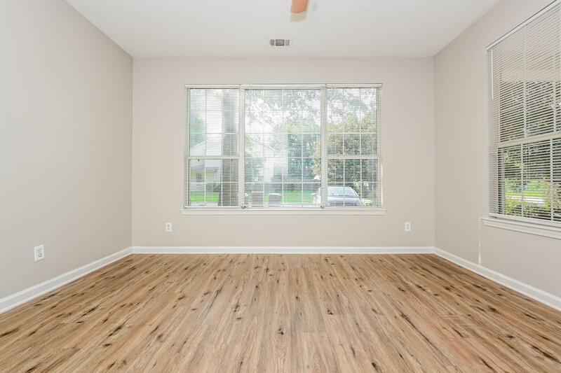 2,350/Mo, 2499 Brianna Drive Hampton, GA 30228 Living Room View
