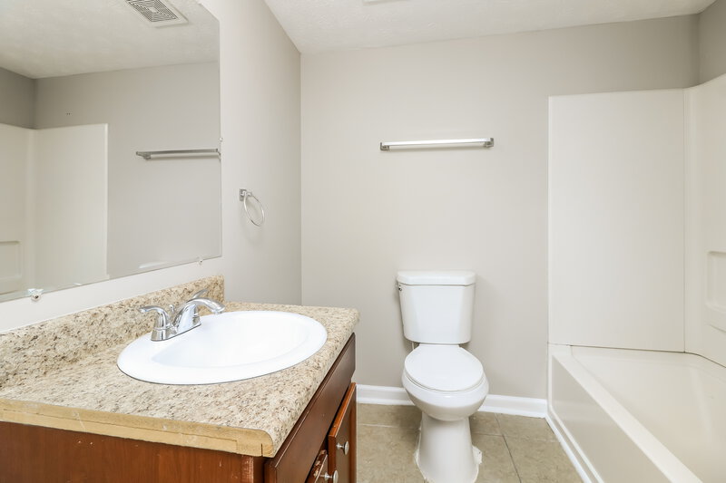 2,320/Mo, 4220 Steading Road Powder Springs, GA 30127 Main Bathroom View