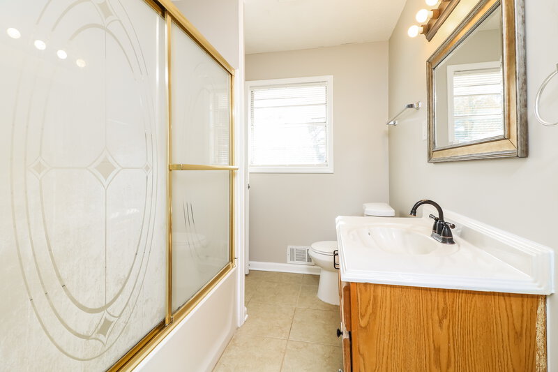2,320/Mo, 4220 Steading Road Powder Springs, GA 30127 Bathroom View