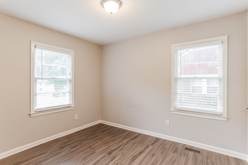 2,100/Mo, 2517 Old Colony Road East Point, GA 30344 Bedroom View