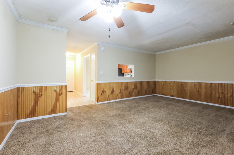1,290/Mo, 700 Redland Dr Jonesboro, GA 30238 Living Room View 3