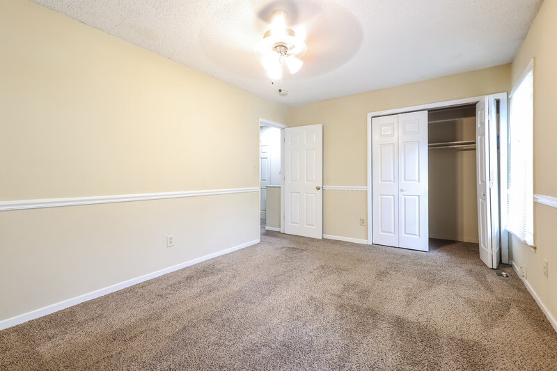 1,290/Mo, 700 Redland Dr Jonesboro, GA 30238 Bedroom View