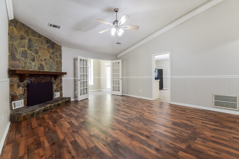 1,830/Mo, 3845 Scarsborough Drive Lawrenceville, GA 30044 Living Room View