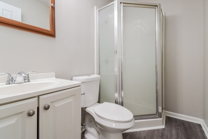 1,830/Mo, 3845 Scarsborough Drive Lawrenceville, GA 30044 Main Bathroom View