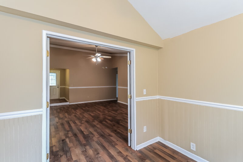 1,830/Mo, 3845 Scarsborough Drive Lawrenceville, GA 30044 Hallway View