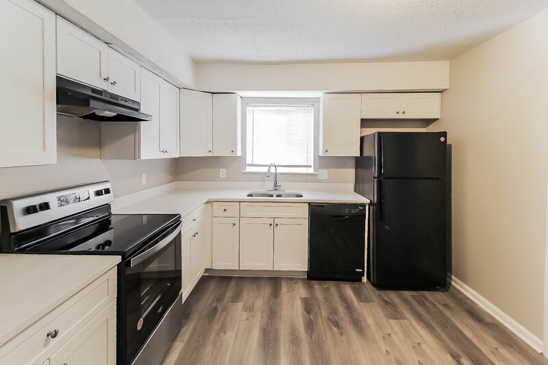 1,855/Mo, 3611 Tufts Court Decatur, GA 30034 Kitchen View